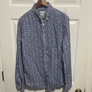 Goodfellow & Co Blue and White Men's Casual Shirt